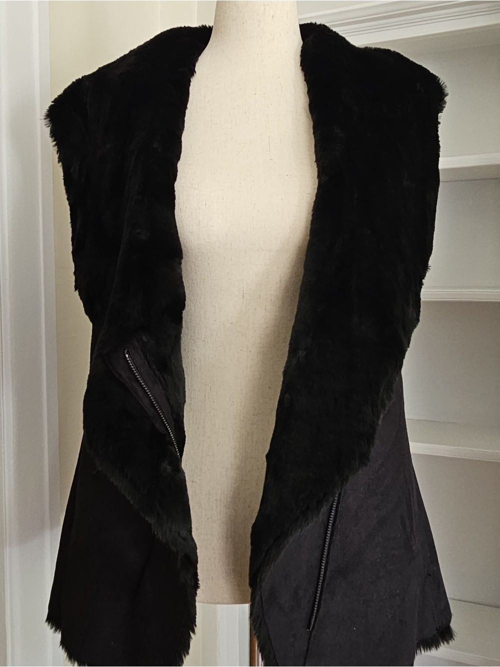 BCBGMAXAZRIA Stefano Faux Fur Draped Vest - Black - Never Worn [M] - Picture 4 of 14